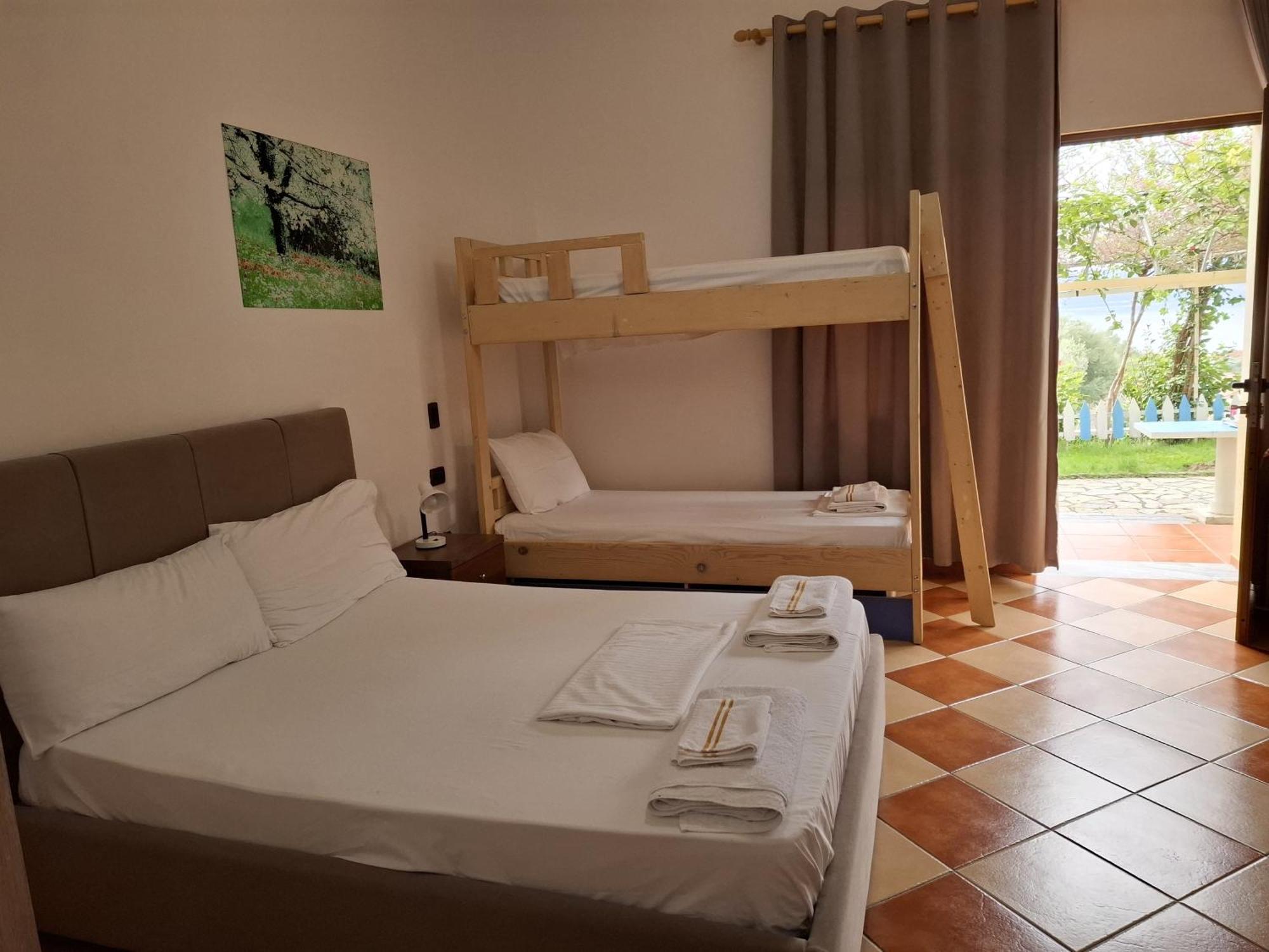 Hotel Sirena Radhimë Eksteriør bilde